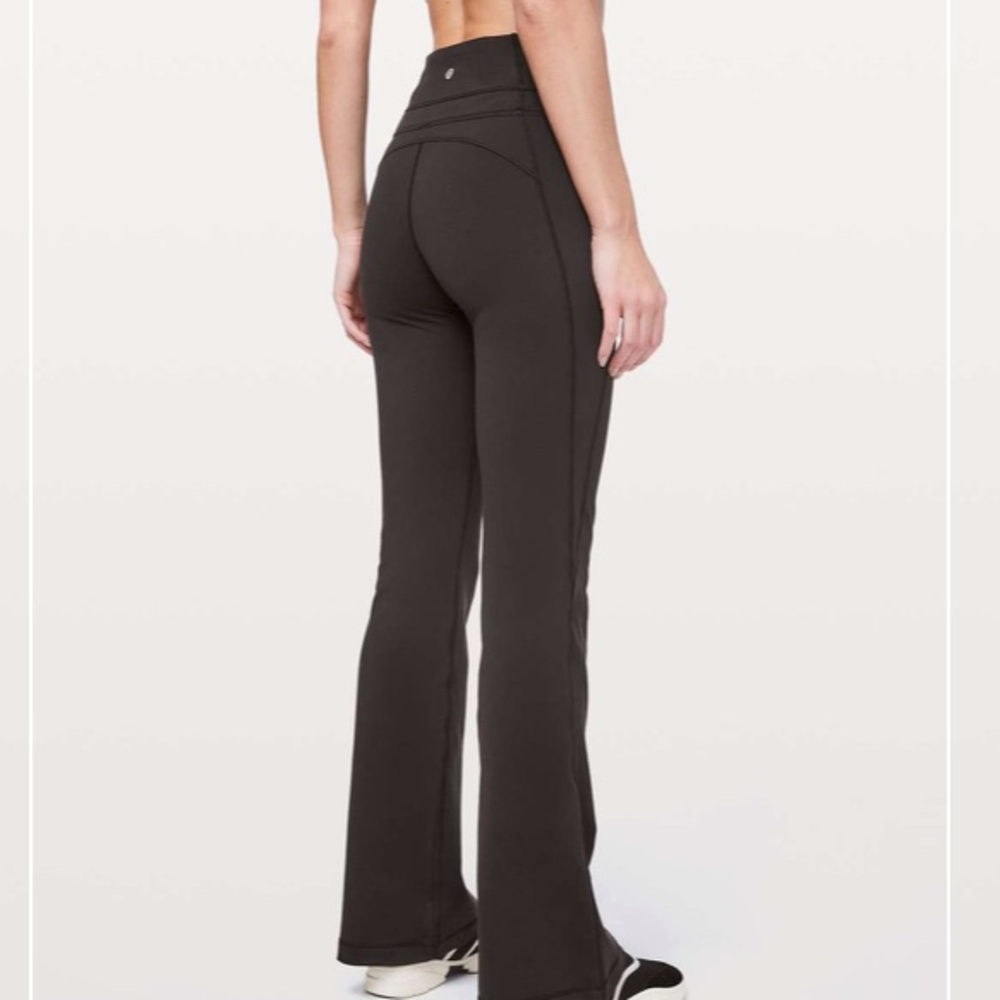 Lululemon Groove Pant Flare *Full-On Luxtreme 27"
Black - Picture 2 of 6